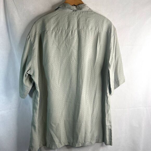 Claiborne 100% Silk Short Sleeve Button Front Shirt Men's Size Large - Picture 2 of 8
